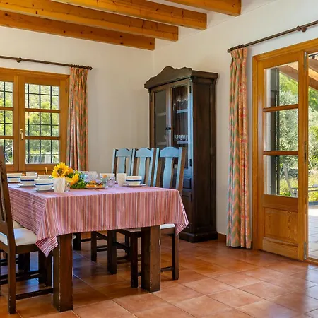 Villa Seguinot By Homevillas360
